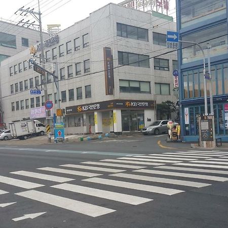 Kangguan Guesthouse Тхонйон Екстер'єр фото