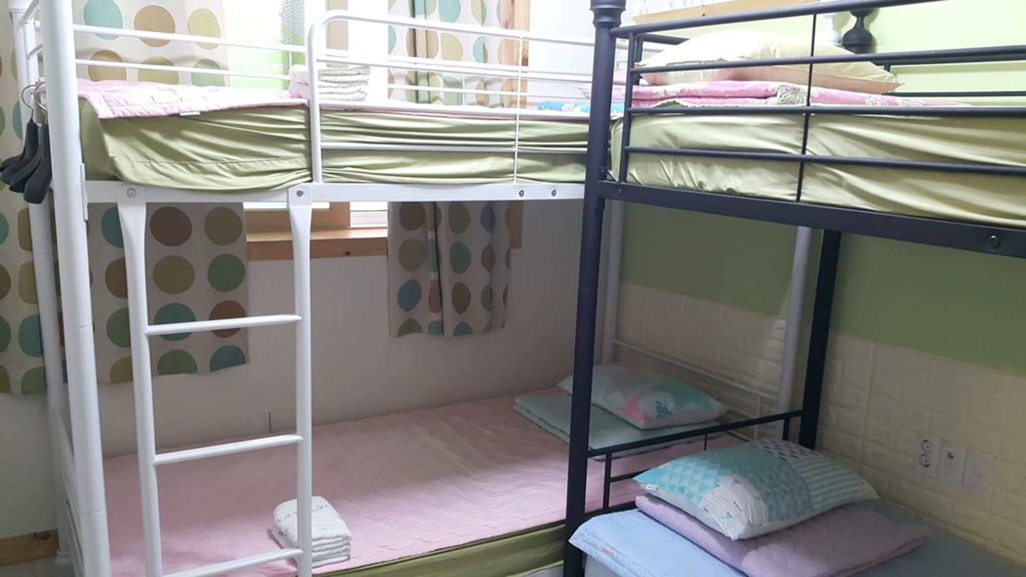 Kangguan Guesthouse Тхонйон Екстер'єр фото